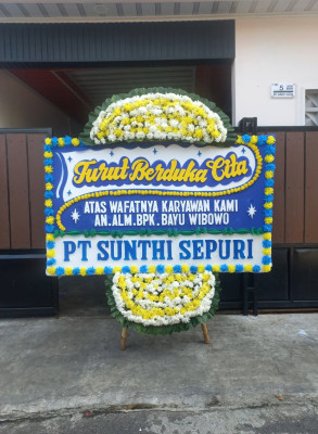 Papan Bunga Duka di Waropen Atas