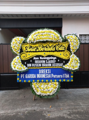 Papan Bunga Duka di Waropen Atas